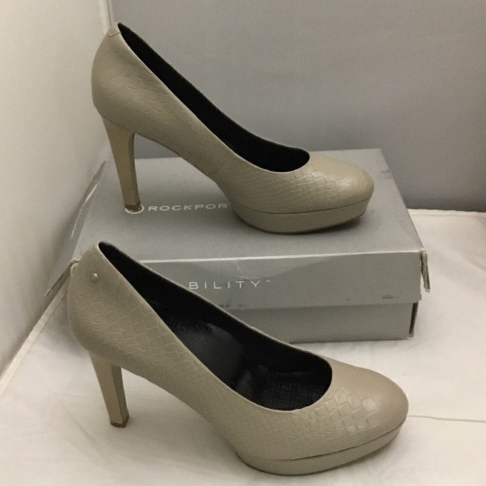 Rockport Janae Platform Pump in Cobblestone B3